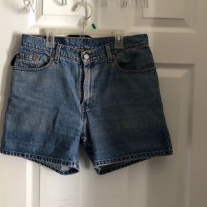 Levi shorts :)